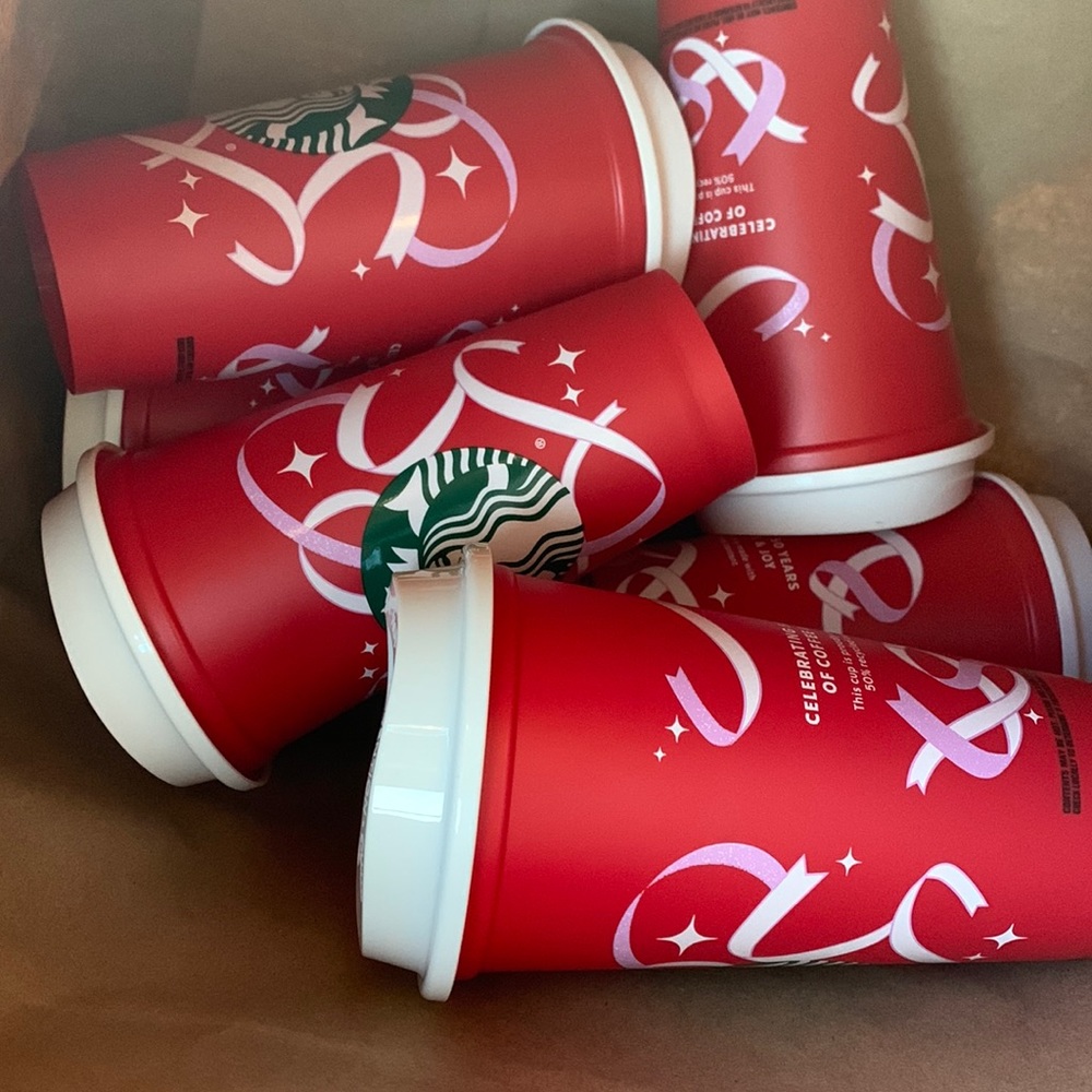 2021 Starbucks holiday cups